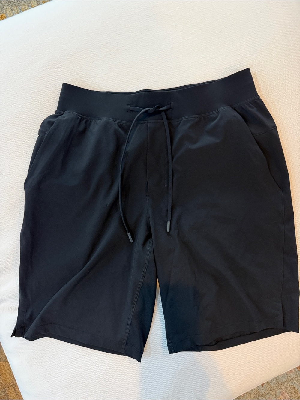 lululemon athletica Men's Black Stretch Drawstring Athletic Shorts